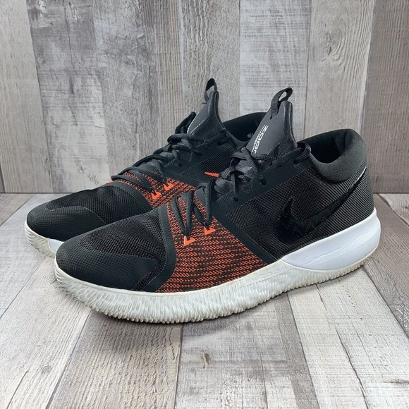 nike zoom assersion black and white